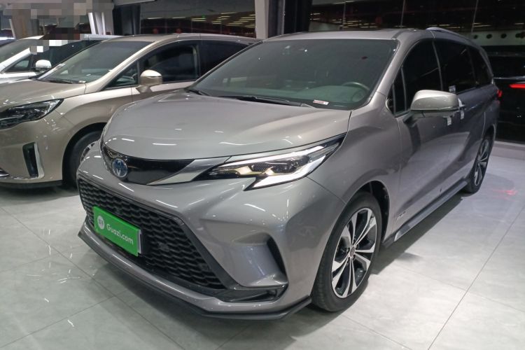 Used Toyota Granvia 2023 2.5L Hybrid Prestige VIP Edition