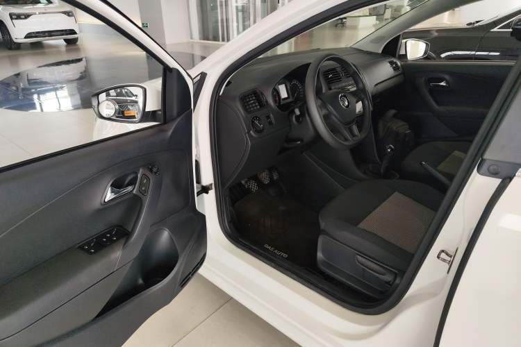 Used Volkswagen Polo 2018 1.5L Manual Drive-Comfort Model