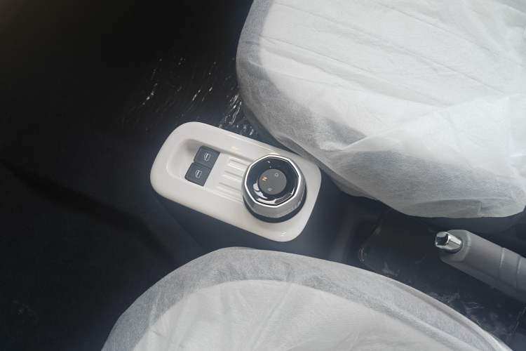 Used Livan Blue Balloon 2025 Model Dynamic Version Gear Lever