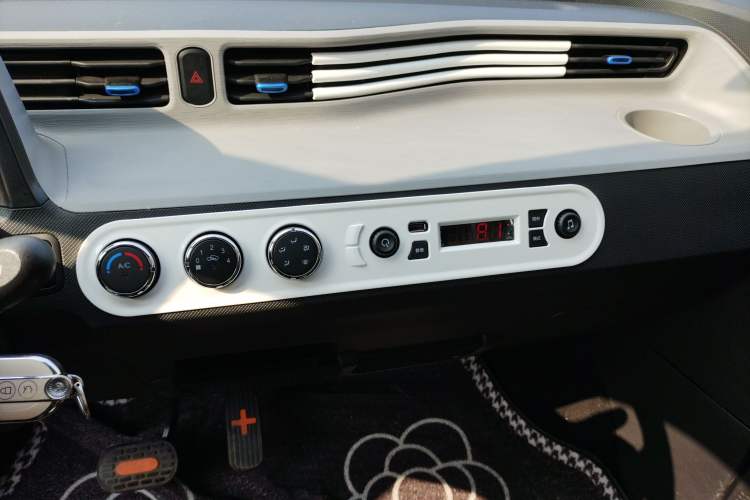 Used Wuling Hongguang MINIEV 2022 Zizai Version Lithium Iron Phosphate