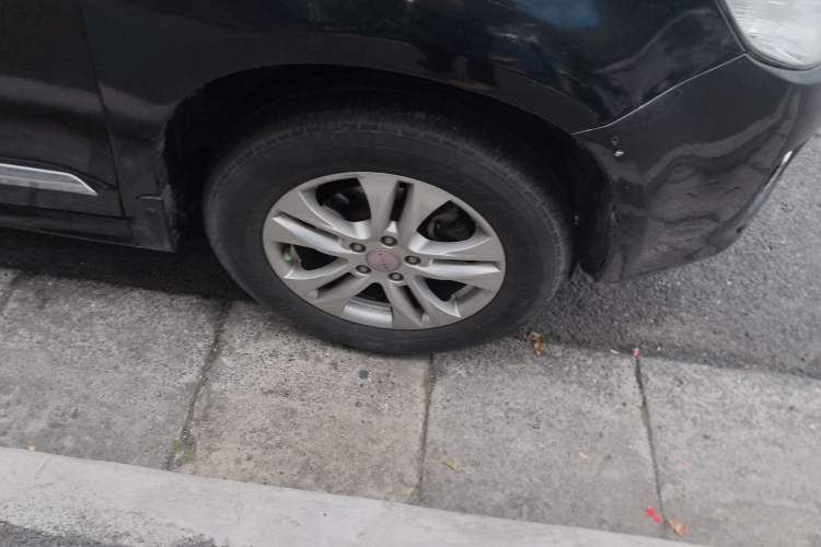 Used Haval H6 2013 Upgraded Model 1.5T Manual Two-Wheel Drive Elite Version