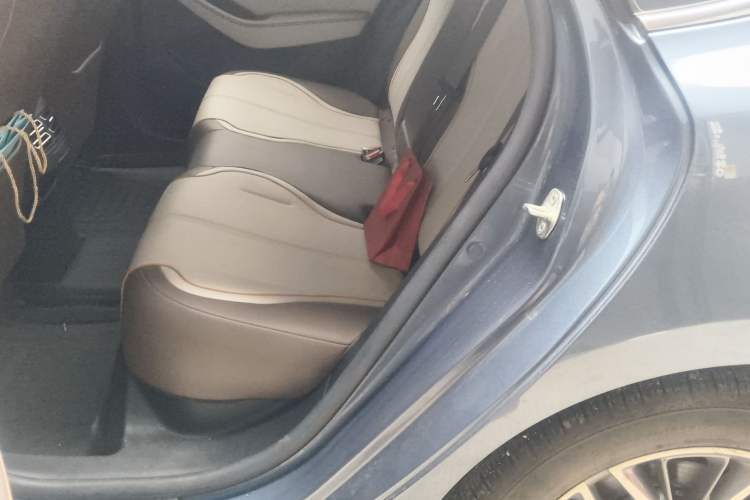 Used BYD Qin PLUS 2024 Honor Edition EV 510KM Leading Model
