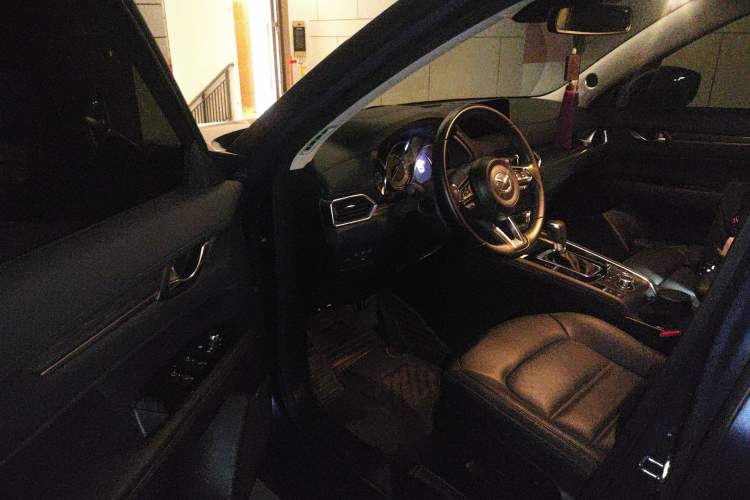 Used Mazda CX-5 2019 Cloud-Control Edition 2.5L Automatic 4x4 Flagship Model China V Standard
