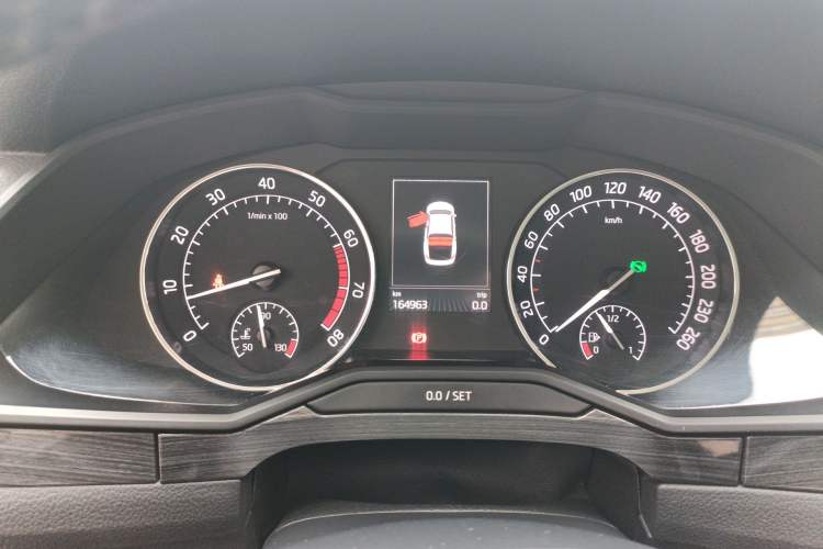 Used Skoda Superb 2016 TSI330 DSG Smart Drive Edition
