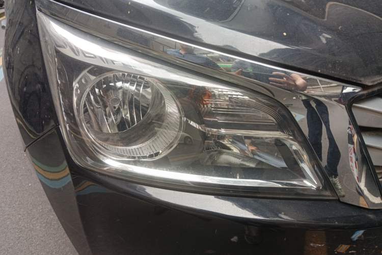 Used Venucia T70 2016 2.0L CVT Smart Choice Edition
