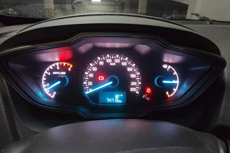 Used Ford Escort 2015 1.5L Manual Comfort Model Instrument Cluster