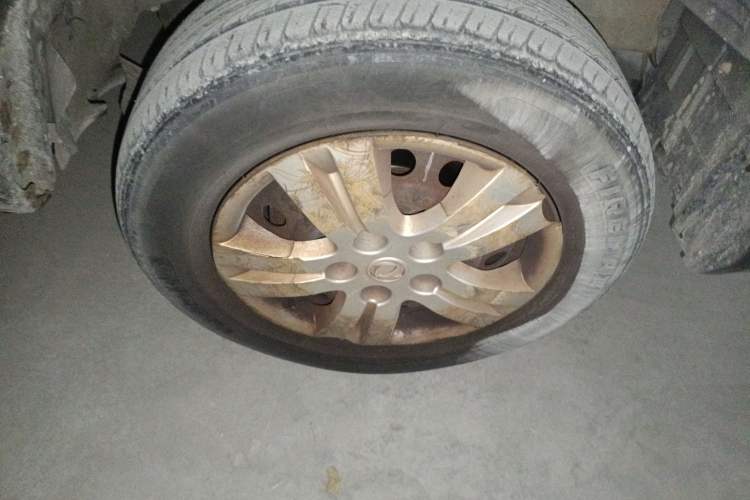 Used FORTHING Lingzhi 2014 V3 1.5L 5-seat Standard Model I
