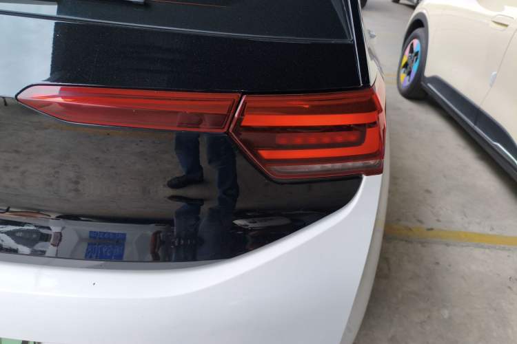 Used Volkswagen ID.3 2023 Upgraded Model Pure Intelligent Enjoyment Version Exterior 3