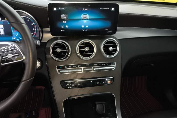 Used Mercedes-Benz GLC 2021 GLC 260 L 4MATIC Luxury Model
