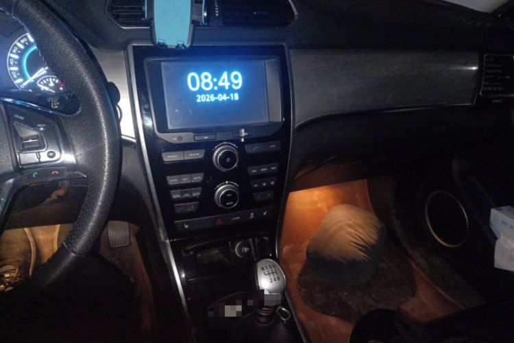 Used Haval H2 2016 Red-Label 1.5T Manual Two-Wheel Drive Luxury Model
