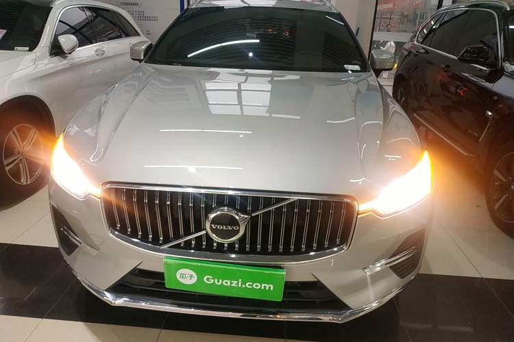 Used Volvo XC60 2024 B5 4x4 Smart Luxury Edition