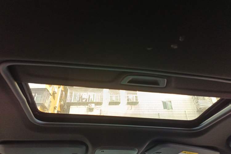 Used Chevrolet Monza 2020 Light Hybrid RS 330T Automatic Comfort Edition Headliner