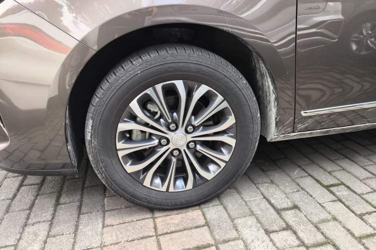 Used Buick GL8 2022 Land Business Class 652T Luxury Model