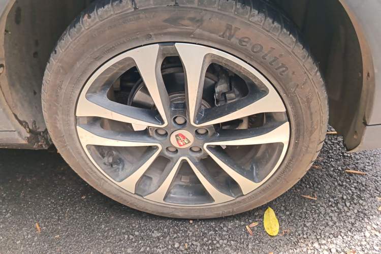 Used Roewe RX3 2018 1.6L Manual Internet Smart Edition Right Front Wheel Hub