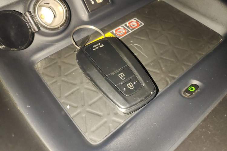 Used Toyota RAV4 2023 2.0L CVT Two-Wheel Drive Fashion Plus Edition