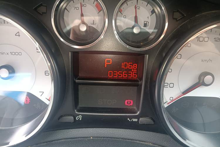 Used Peugeot 308 2014 Enjoy Edition Classic 1.6L Automatic Premium Model
