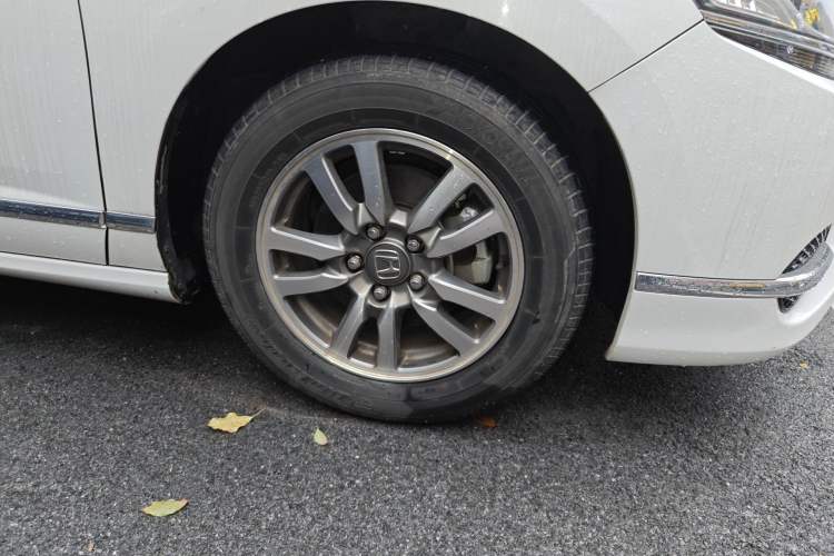 Used Honda Spirior 2017 2.0L Classic Edition Right Front Wheel Hub