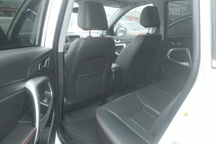 Used Chery Tiggo 5 2014 2.0L Manual - Family Deluxe Edition