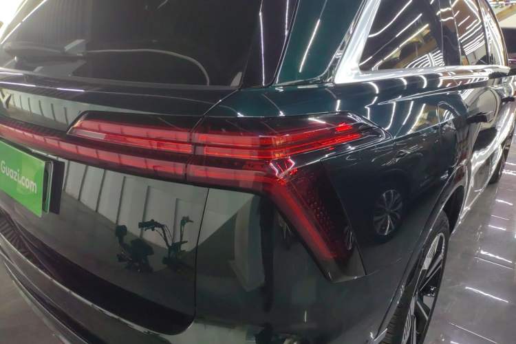 Used Wey Lanshan 2023 Four-Wheel Drive Ultra-Long Range Version Right Rear Taillight