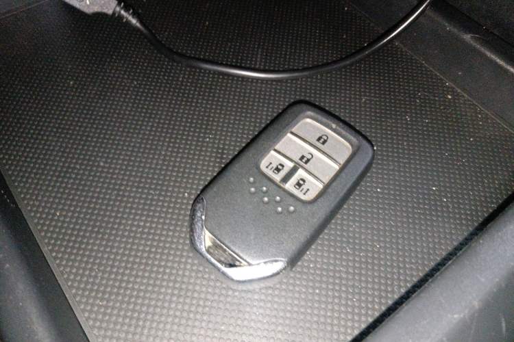 Used Honda Elysion 2019 2.0L Hybrid Comfort Edition