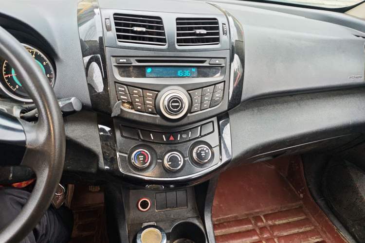 Used Land X5 2013 2.0T Manual Enjoyment Edition
