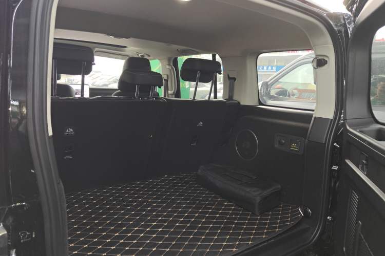 Used Tank 300 New Energy 2025 Hi4-T