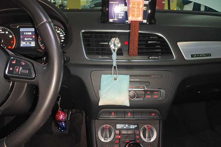 Used Audi Q3 2013 35 TFSI quattro Luxury Model