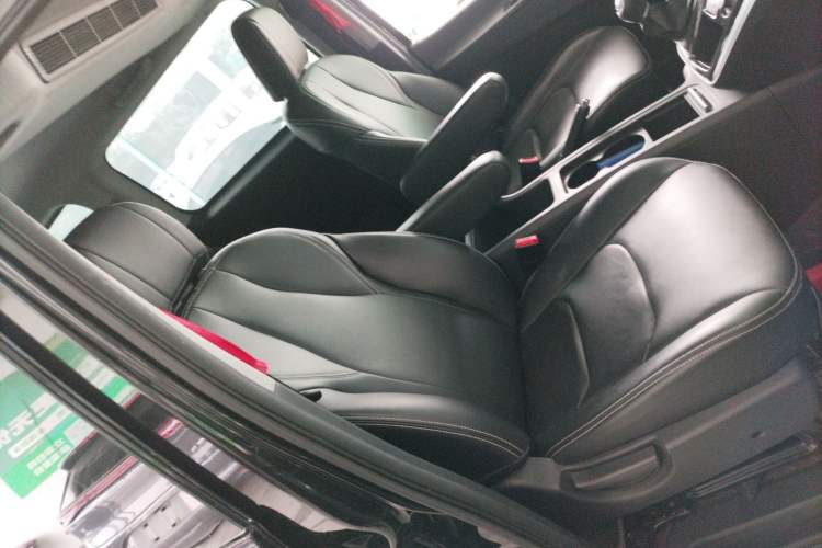 Used JAC Refine M3 2023 1.8L 7/8-Seater Smart Connectivity Version