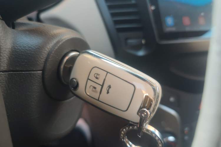 Used Chevrolet Cruze 2015 1.5L Classic SE AT Vehicle Key