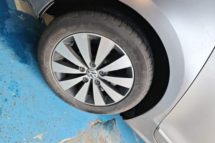 Used Volkswagen Sagitar 2017 230TSI Automatic Comfort Version