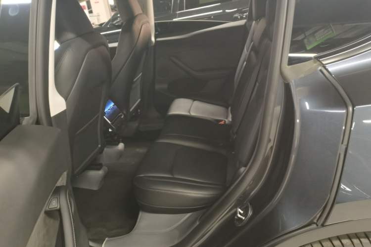 Used Tesla Model Y 2024 Rear-Wheel-Drive Version