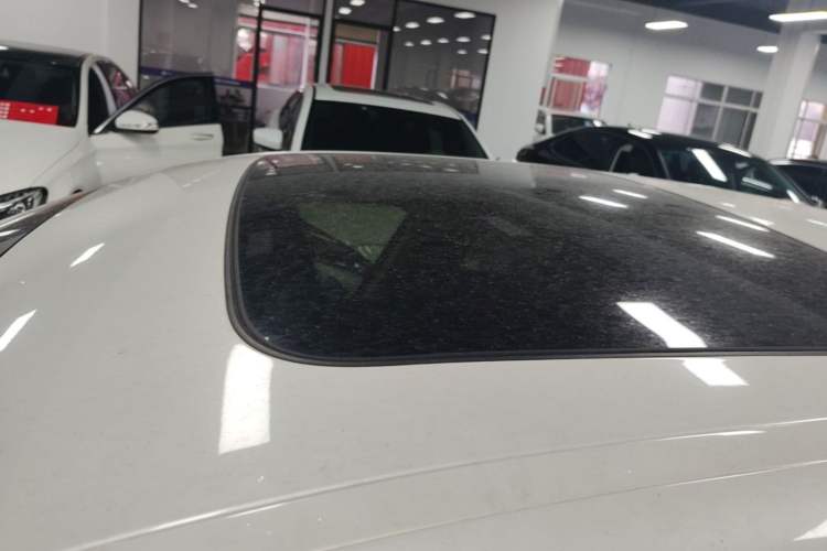 Used BMW 5 Series 2019 525Li Luxury Package
