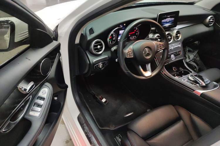 Used Mercedes-Benz C-Class 2015 C 200 station wagon