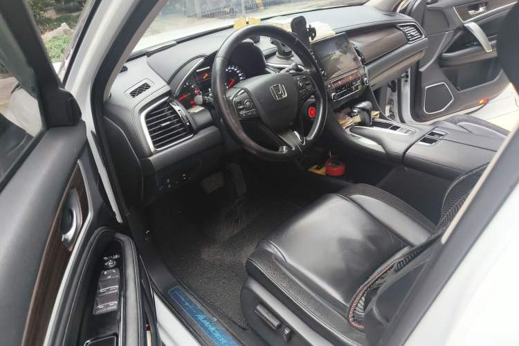 Used Honda Avancier 2017 240TURBO Two-Wheel Drive Comfort Version
