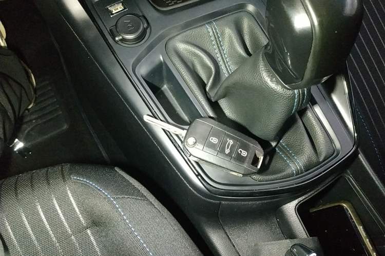 Used Peugeot 308 2018 1.6L Manual Fashion Edition Vehicle Key