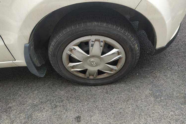 Used BAIC Changhe M50S 2015 1.5L facelift economy class DAM15DL