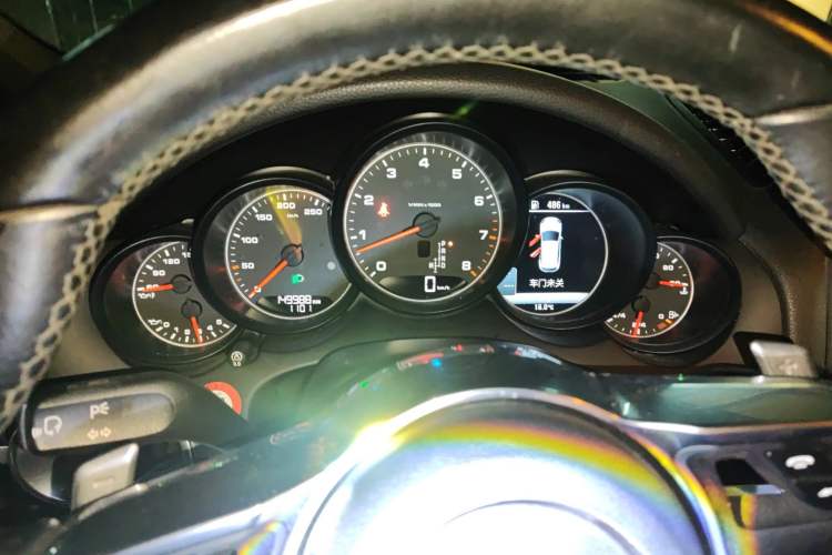 Used Porsche Cayenne 2016 Cayenne 3.0T Instrument Cluster