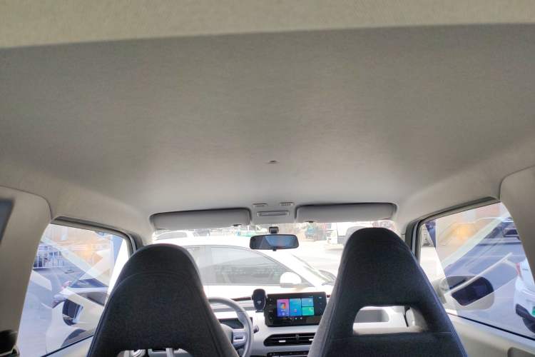 Used Geely Galaxy Panda 2023 Panda Mini 200km Endurance Bear Headliner