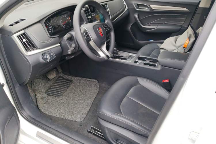 Used Roewe i6 2019 PLUS 20T TST 4G Connected Flagship Superb Edition