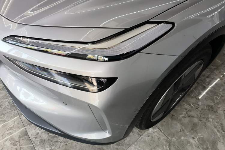 Used ONVO L60 2024 60 kWh Rear-Drive Version
