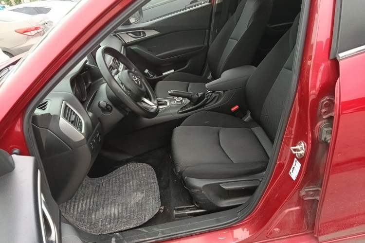 Used Mazda Mazda 3 Axela 2017 Sedan 1.5L Automatic Comfort Model Emission Standard China V