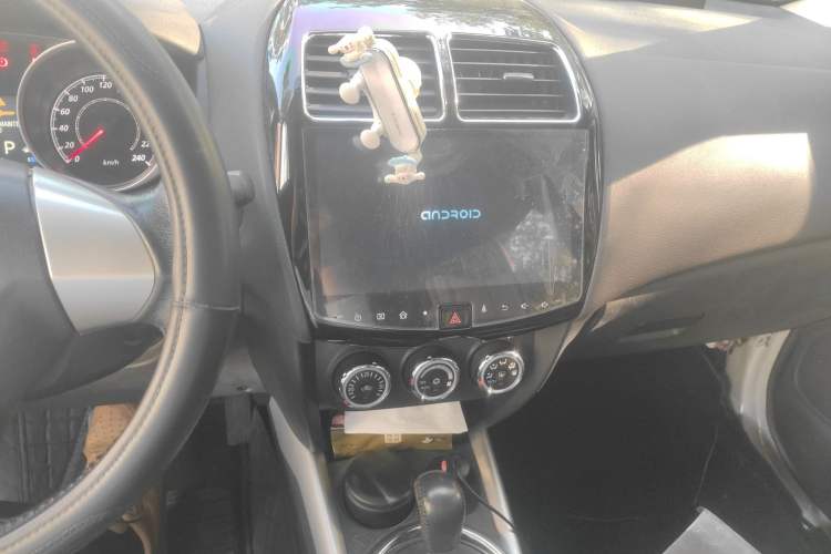 Used Mitsubishi ASX 2018 2.0L CVT Two-Wheel Drive Deluxe Edition