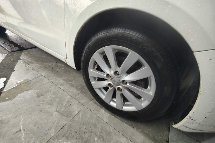 Used Kia K3 2013 1.6L Automatic GLS