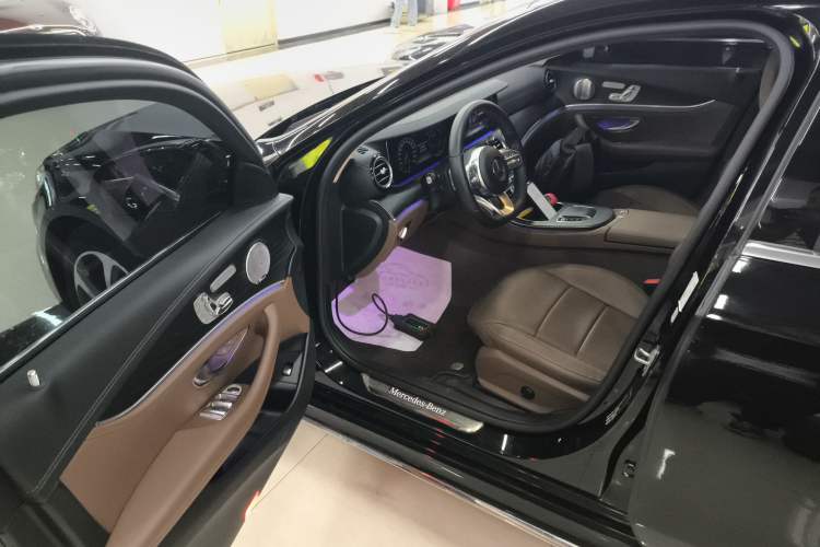 Used Mercedes-Benz E-Class 2019 Restyled E 300 L Sport Luxury Edition Driver Seat