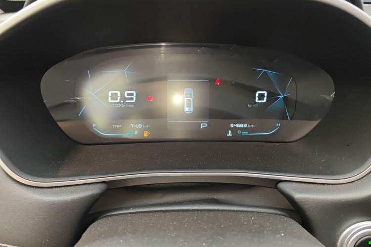 Used Baojun 530 2021 Global Car Anniversary Edition 1.5T CVT Prestige Connected Model 6 Seats Instrument Cluster