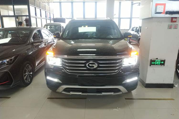 Used GAC Trumpchi GS8 2017 320T Two-Wheel Drive Luxury Smart Connectivity Version (7 Seats)