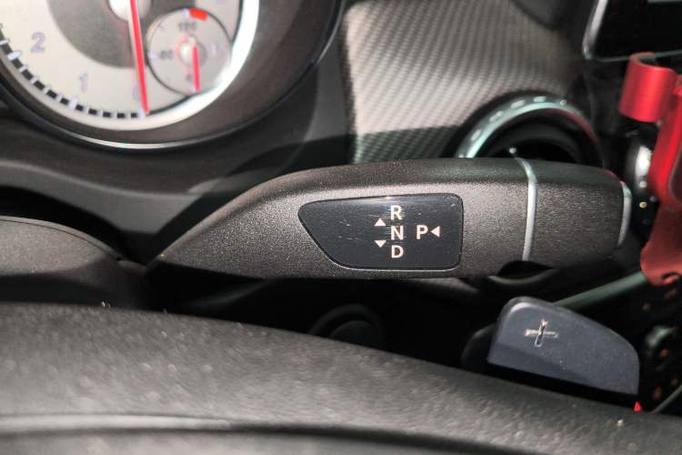 Used Mercedes-Benz GLA 2016 GLA 200 Sport Edition Gear Lever