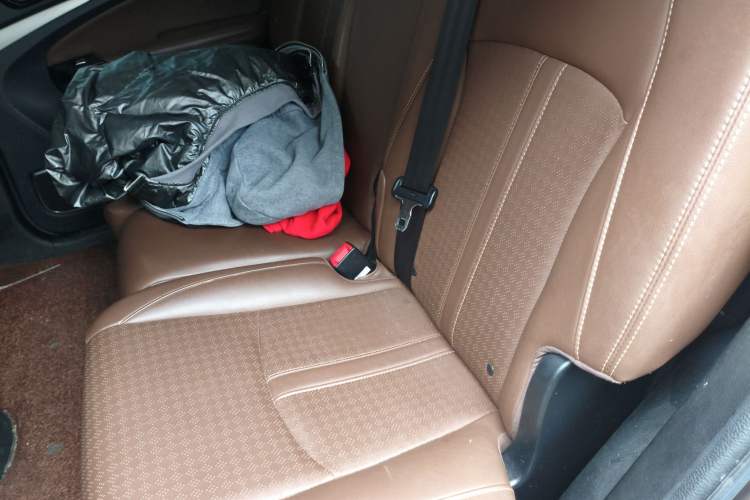 Used BYD S7 2017 1.5T Manual Luxury Model
