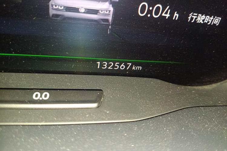 Used Volkswagen Tiguan L 2019 330TSI Automatic Two-Wheel Drive Panoramic Comfort Edition China V Standard Odometer Close Up