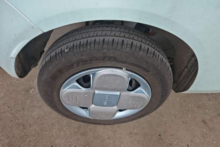 Used Geely Galaxy Panda 2024 Panda Mini 200km Endurance Bear

